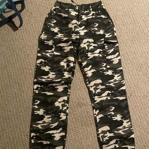 pretty little things size 0 camo pants